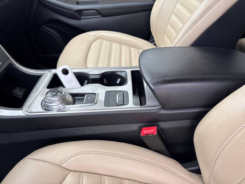 2024 Ford Edge