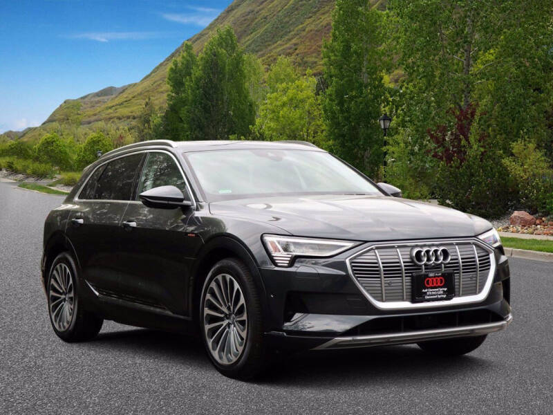 2019 Audi e-tron quattro Prestige