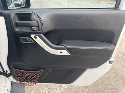 2012 Jeep Wrangler Sahara