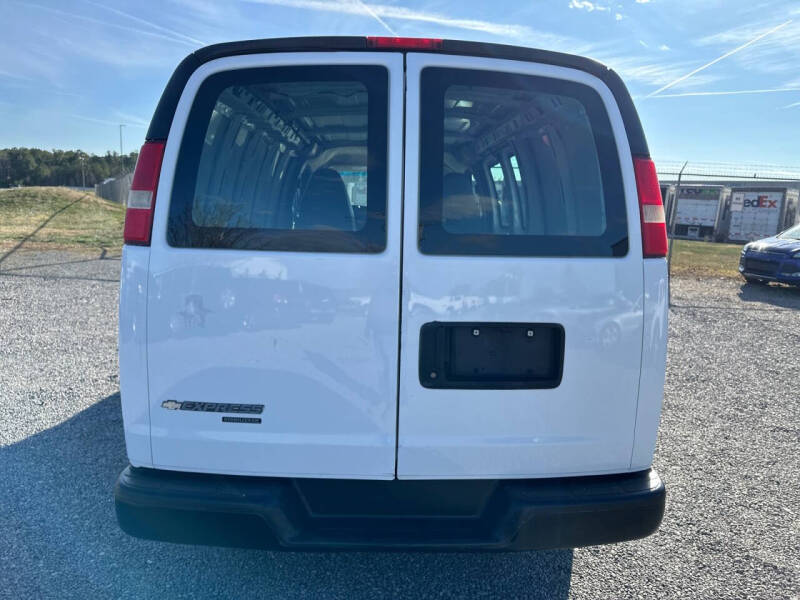 2011 Chevrolet Express 1500