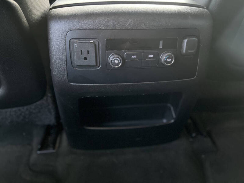 2015 Chevrolet Tahoe LS