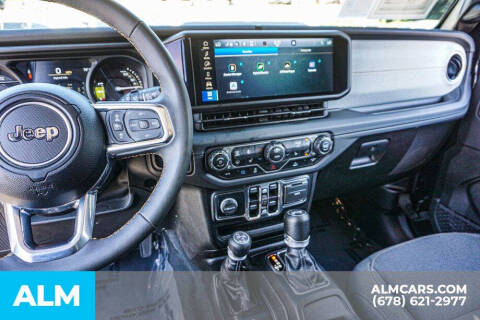 2024 Jeep Wrangler Sahara 4xe