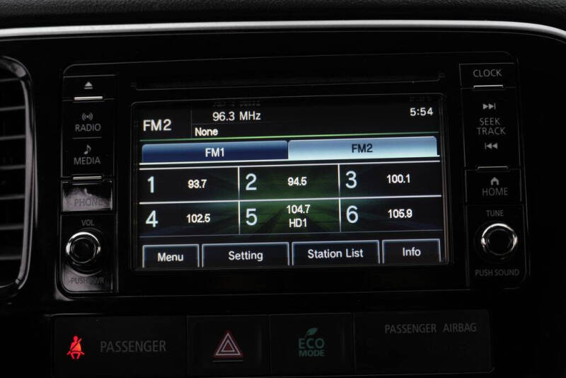 2016 Mitsubishi Outlander SE
