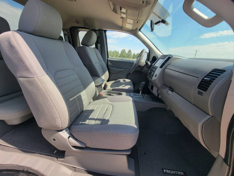 2021 Nissan Frontier S