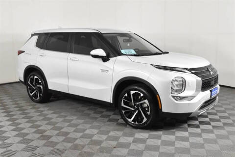2024 Mitsubishi Outlander PHEV SE