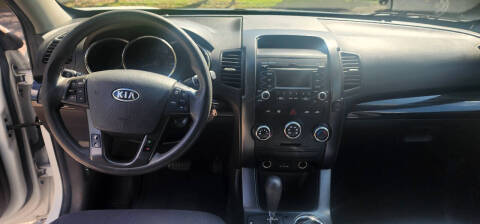 2012 Kia Sorento LX