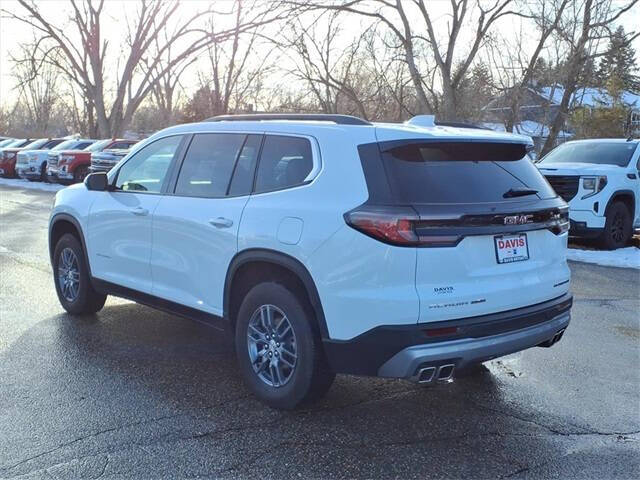 2025 GMC Acadia Elevation