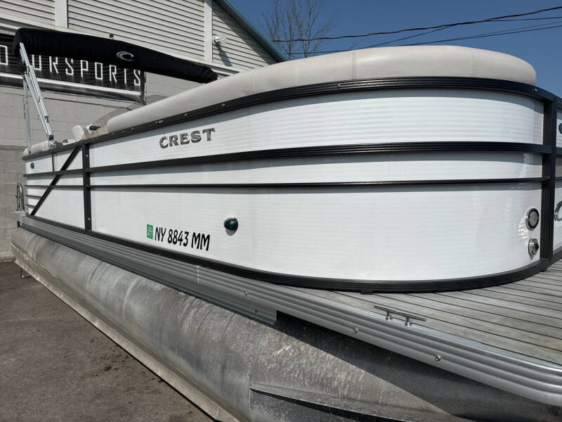 2017 Crest II 230 SLC
