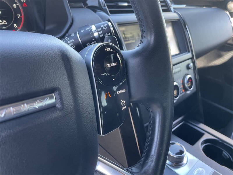 2019 Land Rover Discovery SE