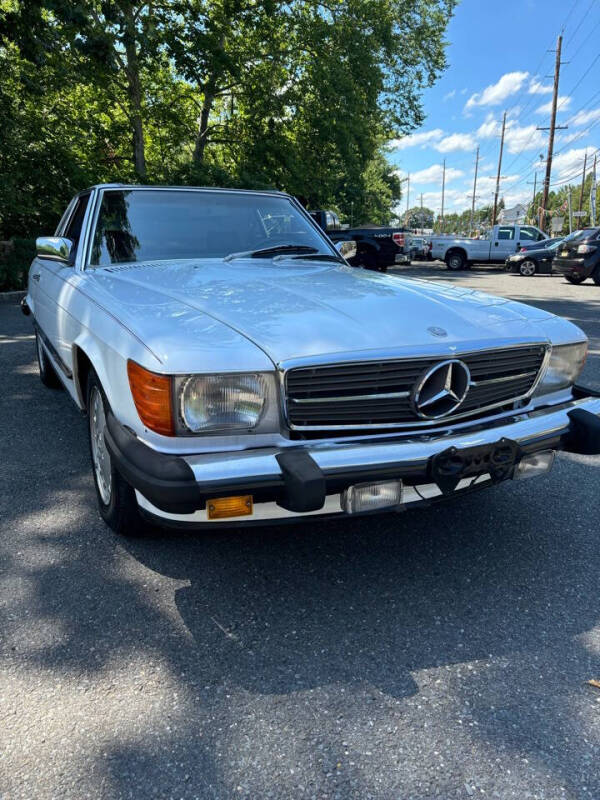 1987 Mercedes-Benz 560-Class for sale at Urbin Auto Sales in Garfield NJ