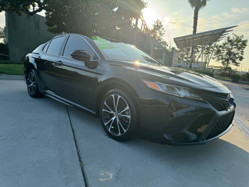 2019 Toyota Camry for sale at Got Cars in Downey, CA