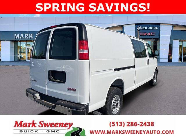 2025 GMC Savana 2500