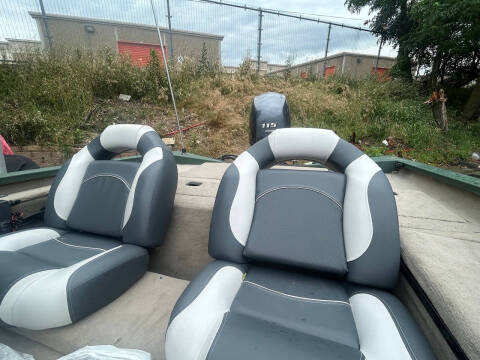 2014 Xpress Boats H18