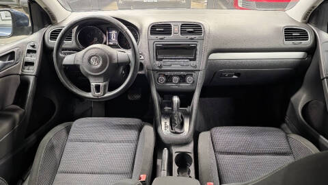 2013 Volkswagen Golf 2.5L PZEV