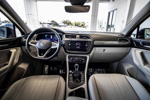 2022 Volkswagen Tiguan SE