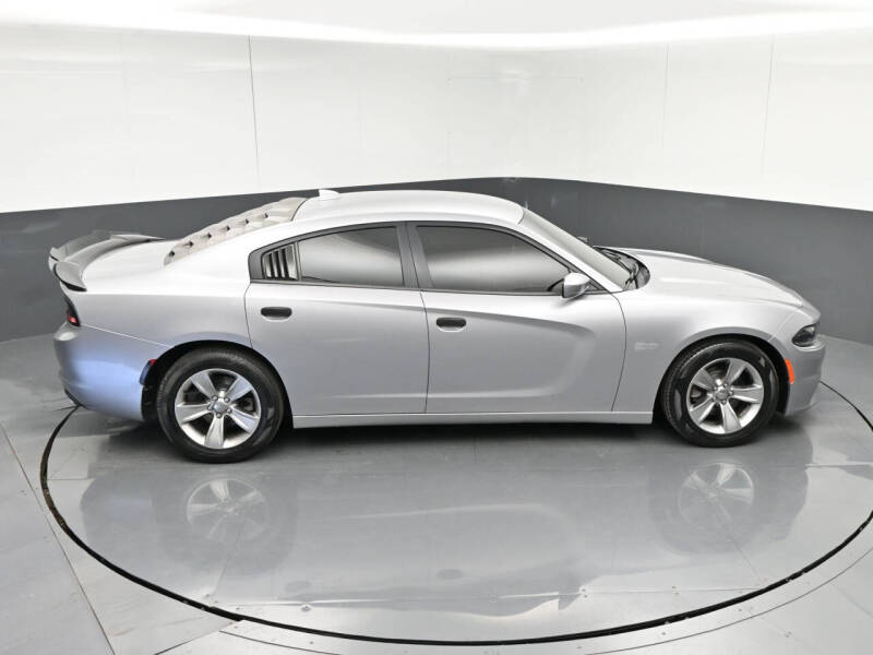 2017 Dodge Charger SXT