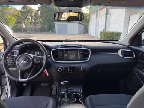2018 Kia Sorento LX