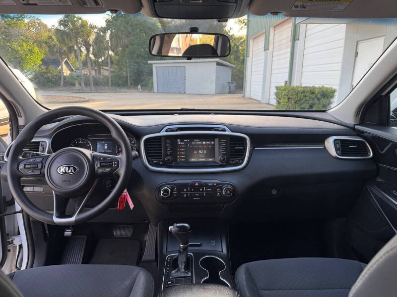 2018 Kia Sorento LX