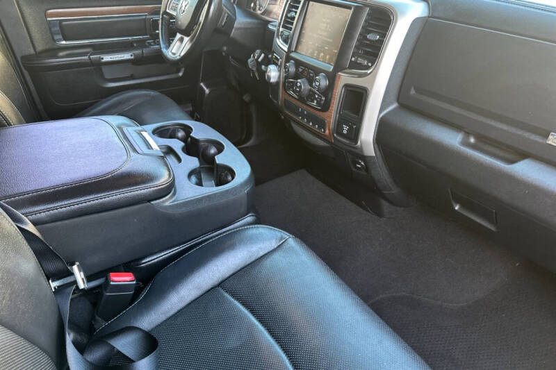 2016 RAM 1500 Laramie