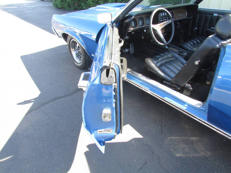 1969 Mercury Cougar XR7