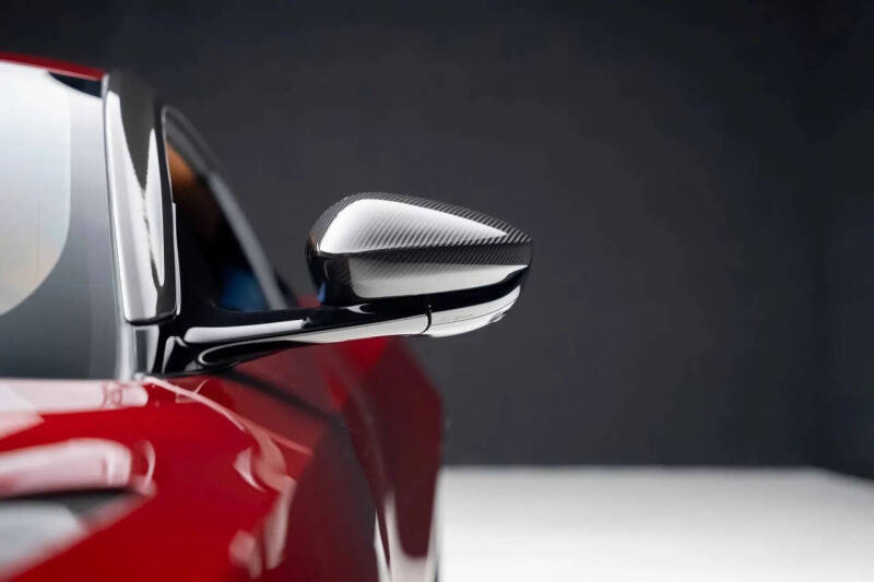 2023 Aston Martin DBS
