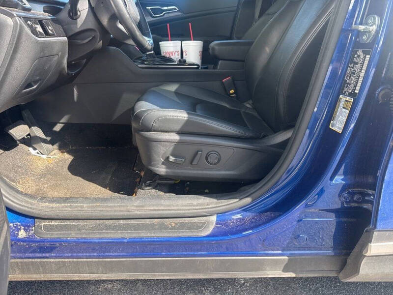 2023 Kia Sportage EX