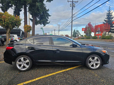 2015 Acura ILX 2.0L w/Tech