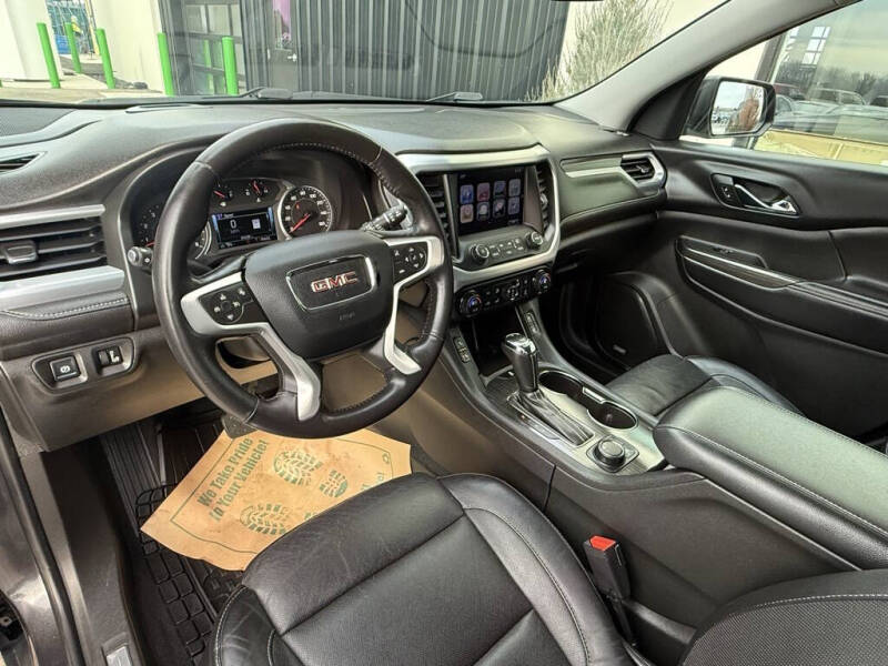 2017 GMC Acadia SLT-2