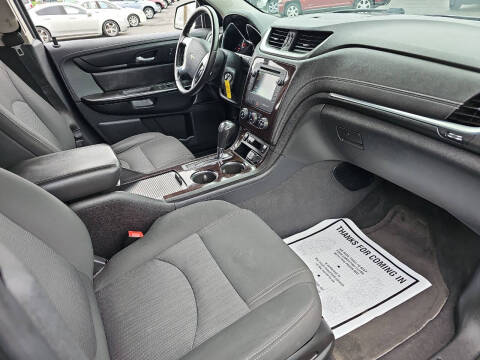 2017 Chevrolet Traverse LT