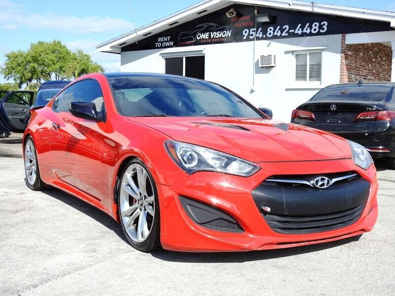 2013 Hyundai Genesis Coupe  - $13,900