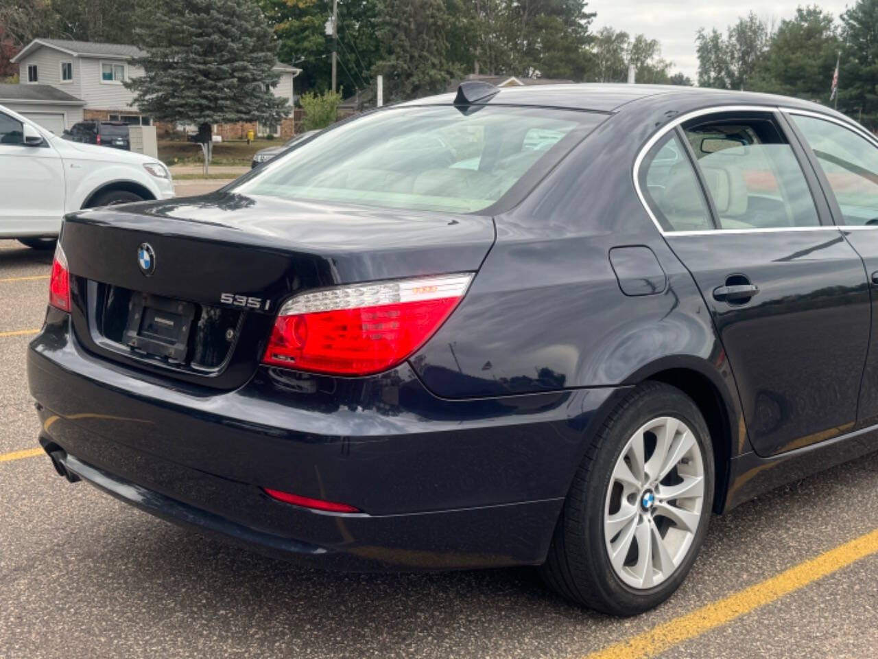 2009 BMW 5 Series for sale at LUXURY IMPORTS AUTO SALES INC in Ham Lake, MN