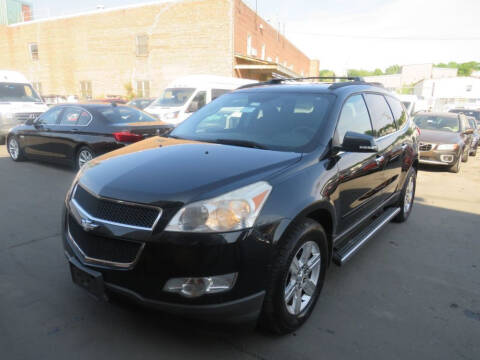 2012 Chevrolet Traverse for sale at Saw Mill Auto in Yonkers NY