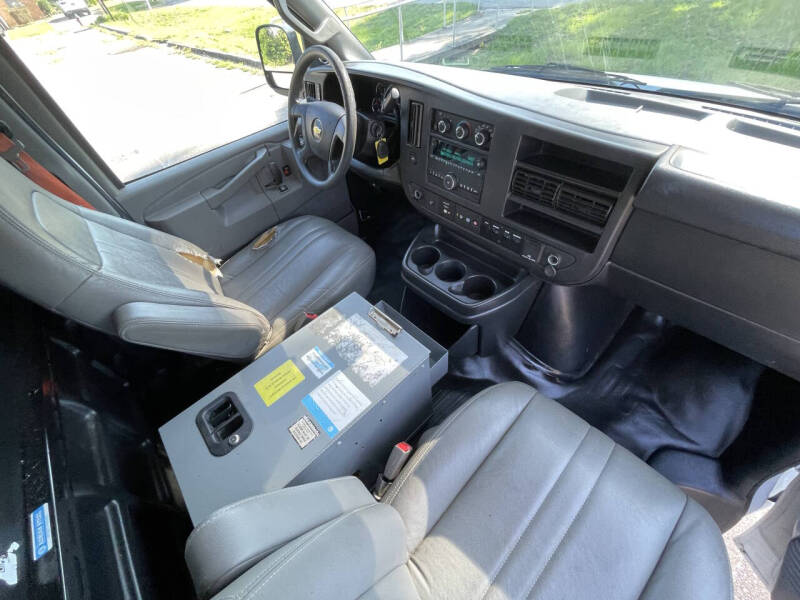 2018 Chevrolet Express 2500