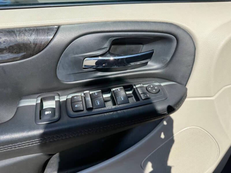 2017 Dodge Grand Caravan SE