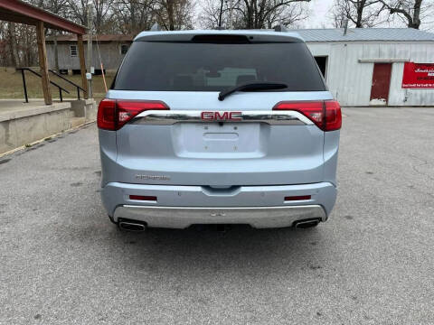 2017 GMC Acadia Denali