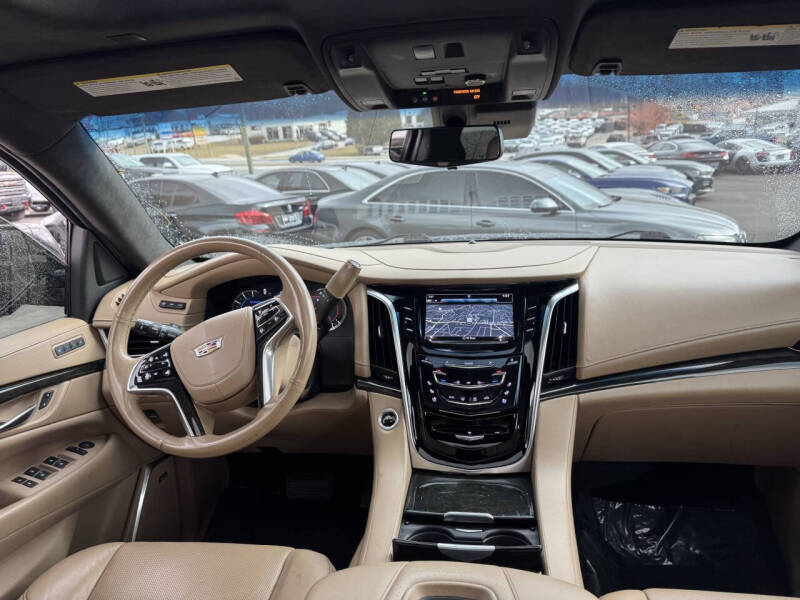 2018 Cadillac Escalade ESV Platinum
