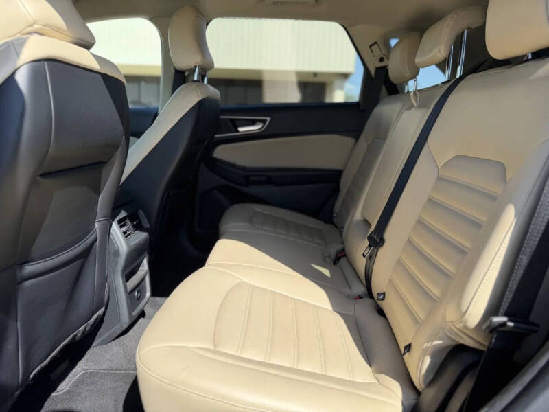 2024 Ford Edge