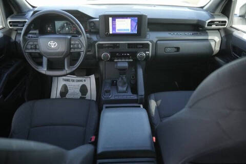 2025 Toyota Tacoma SR