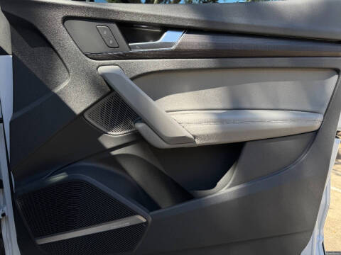 2019 Audi Q5 quattro Prestige 45 TFSI