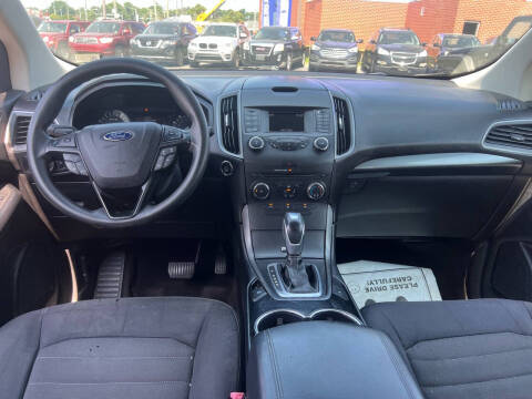 2016 Ford Edge SE