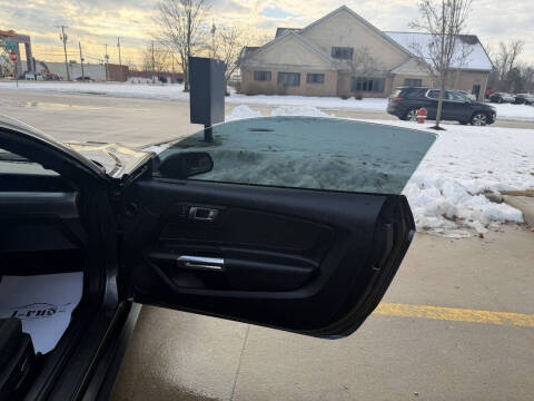 2019 Ford Mustang EcoBoost