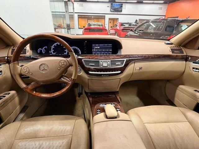 2010 Mercedes-Benz S-Class S 550 4MATIC