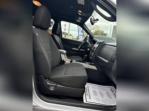 2011 Ford Escape XLT