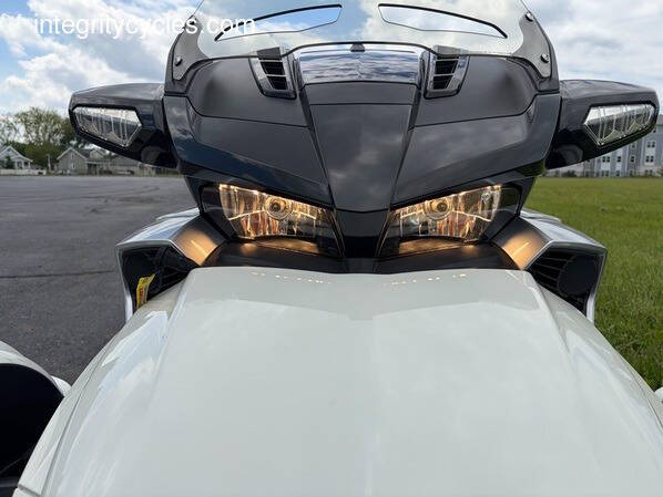 2017 Can-Am SPYDER F3-T SE6