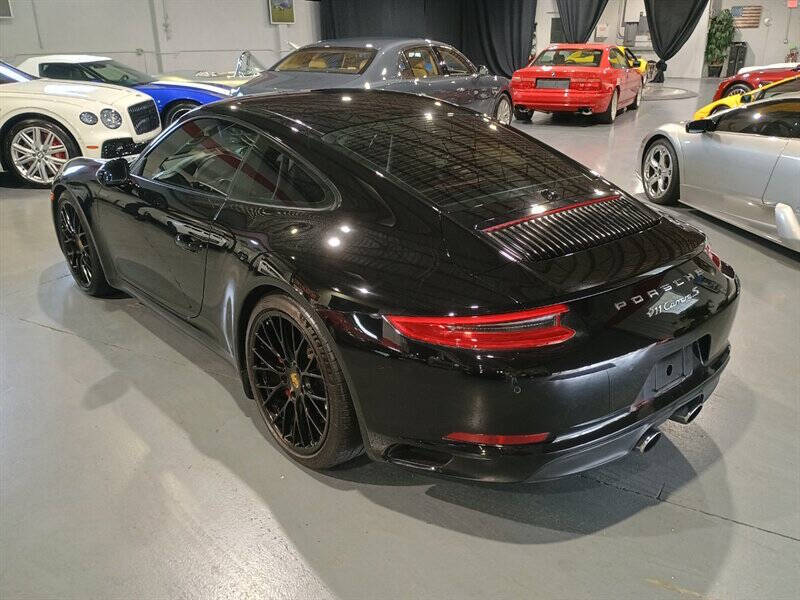 2017 Porsche 911 Carrera S