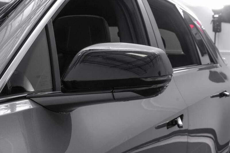 2024 Cadillac LYRIQ Luxury 3