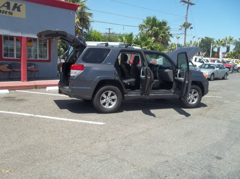 2013 Toyota 4Runner SR5
