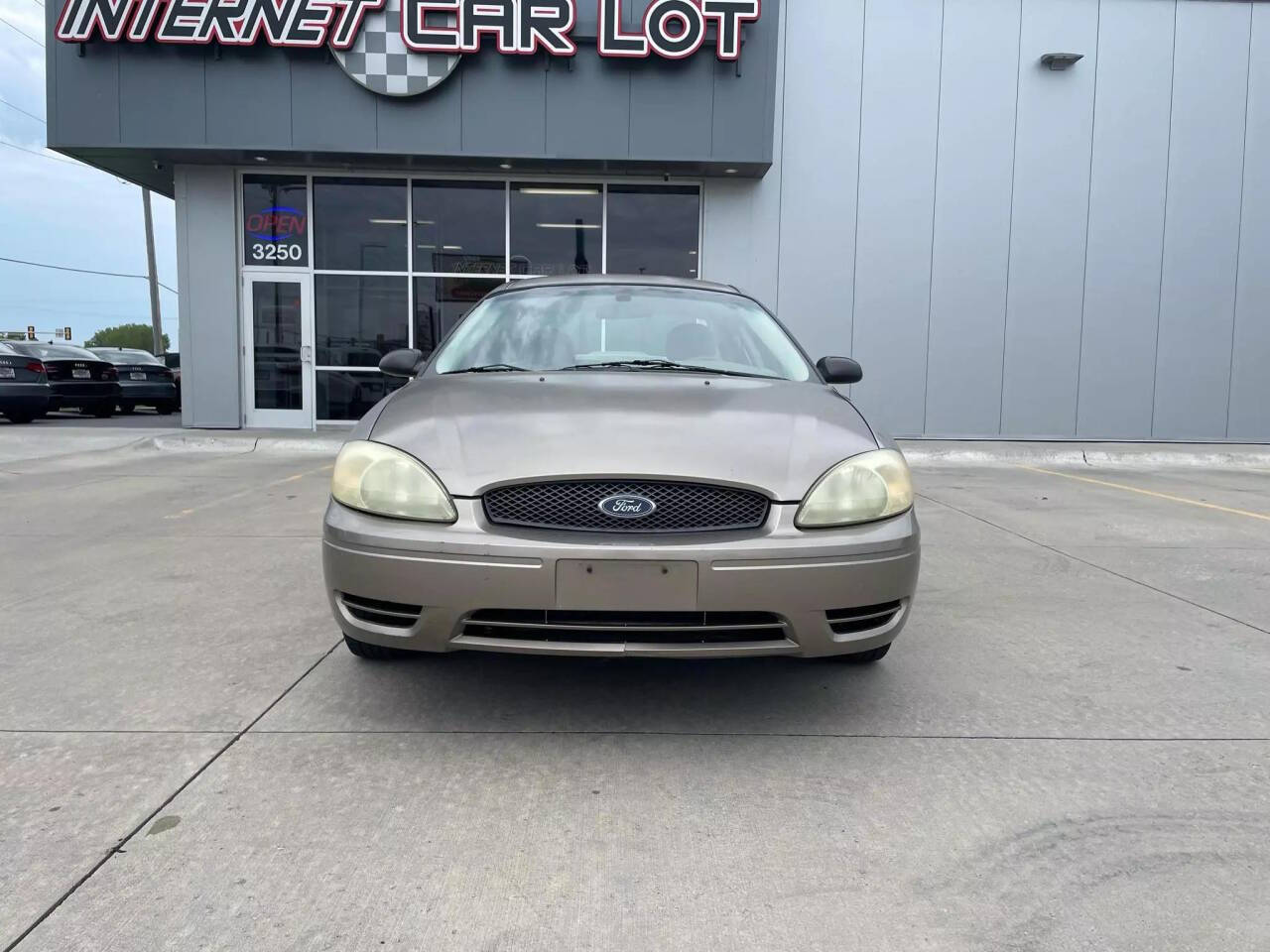 2004 Ford Taurus For Sale