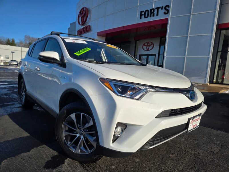 2017 Toyota RAV4 Hybrid XLE