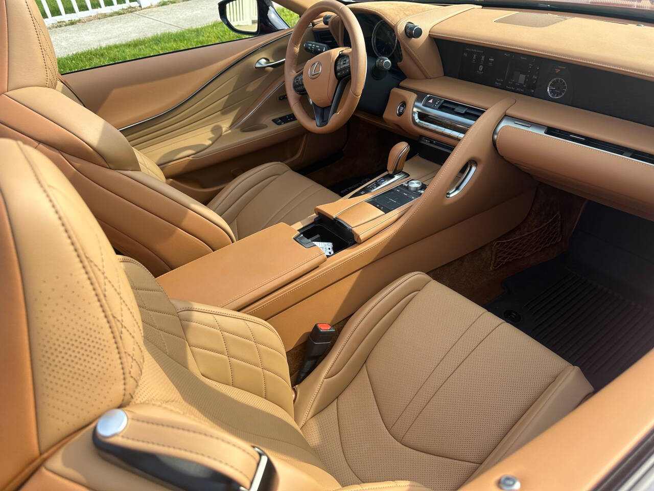 2022 Lexus LC 500 Convertible 27
